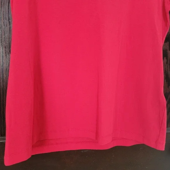 DKNY Women T-Shirt Red Sequined Shiny Short Sleeve NWT Size Medium Casual Logo - Picture 5 of 9